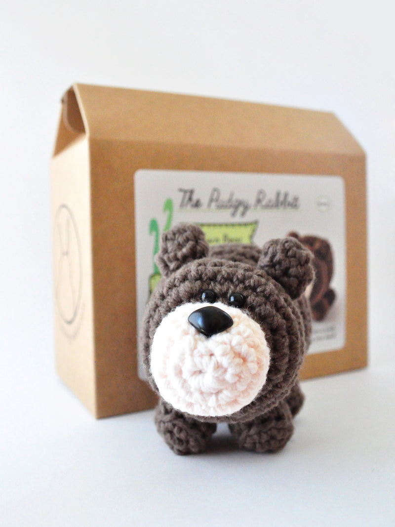 Mini brown bear DIY crochet kit