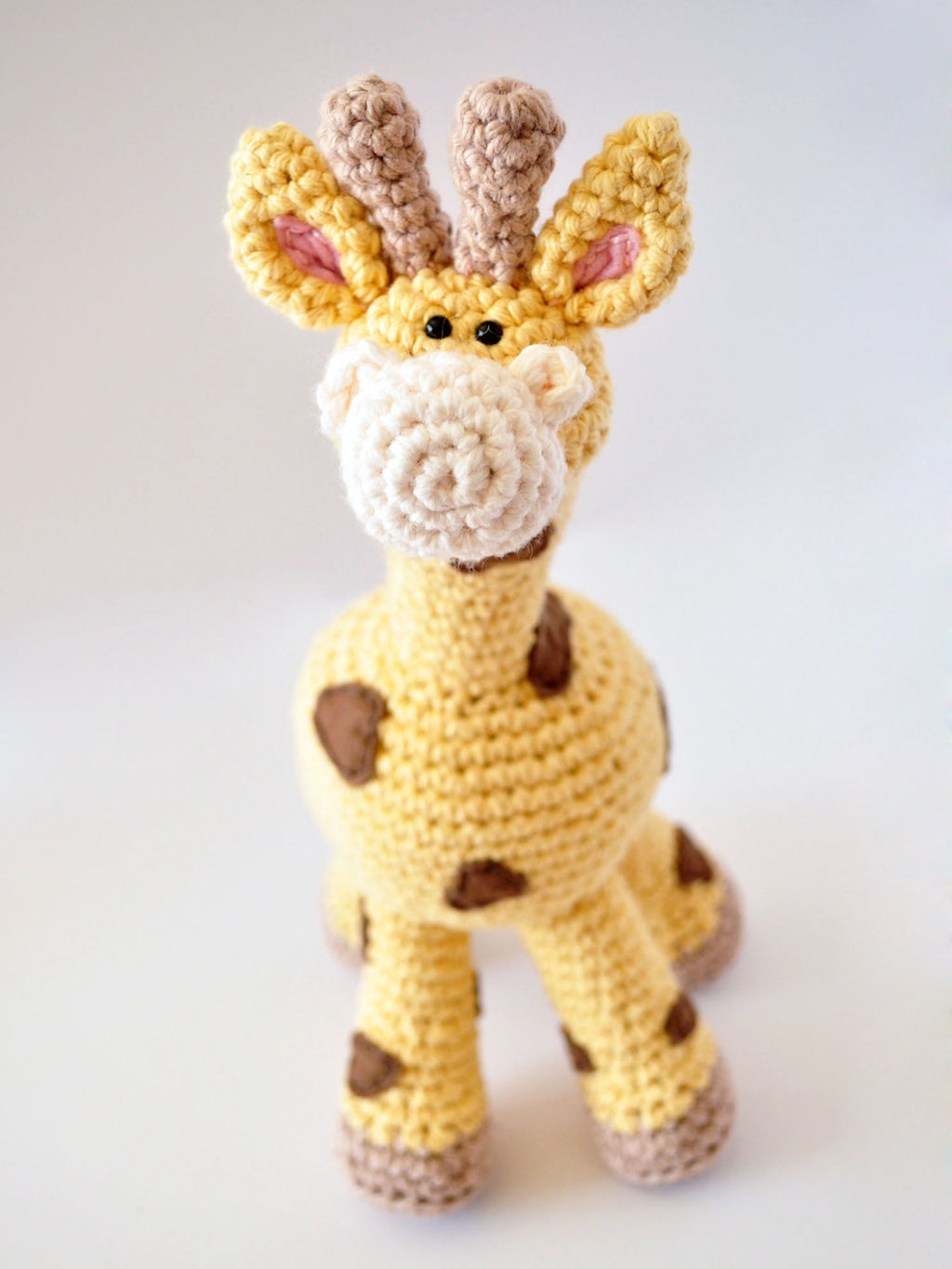 giraffe crochet pattern with step by step photos